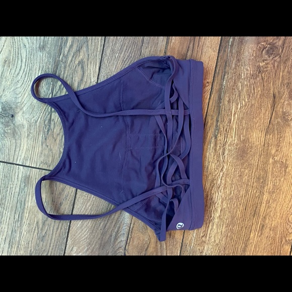 COPY - lululemon sports bra - Picture 3 of 3